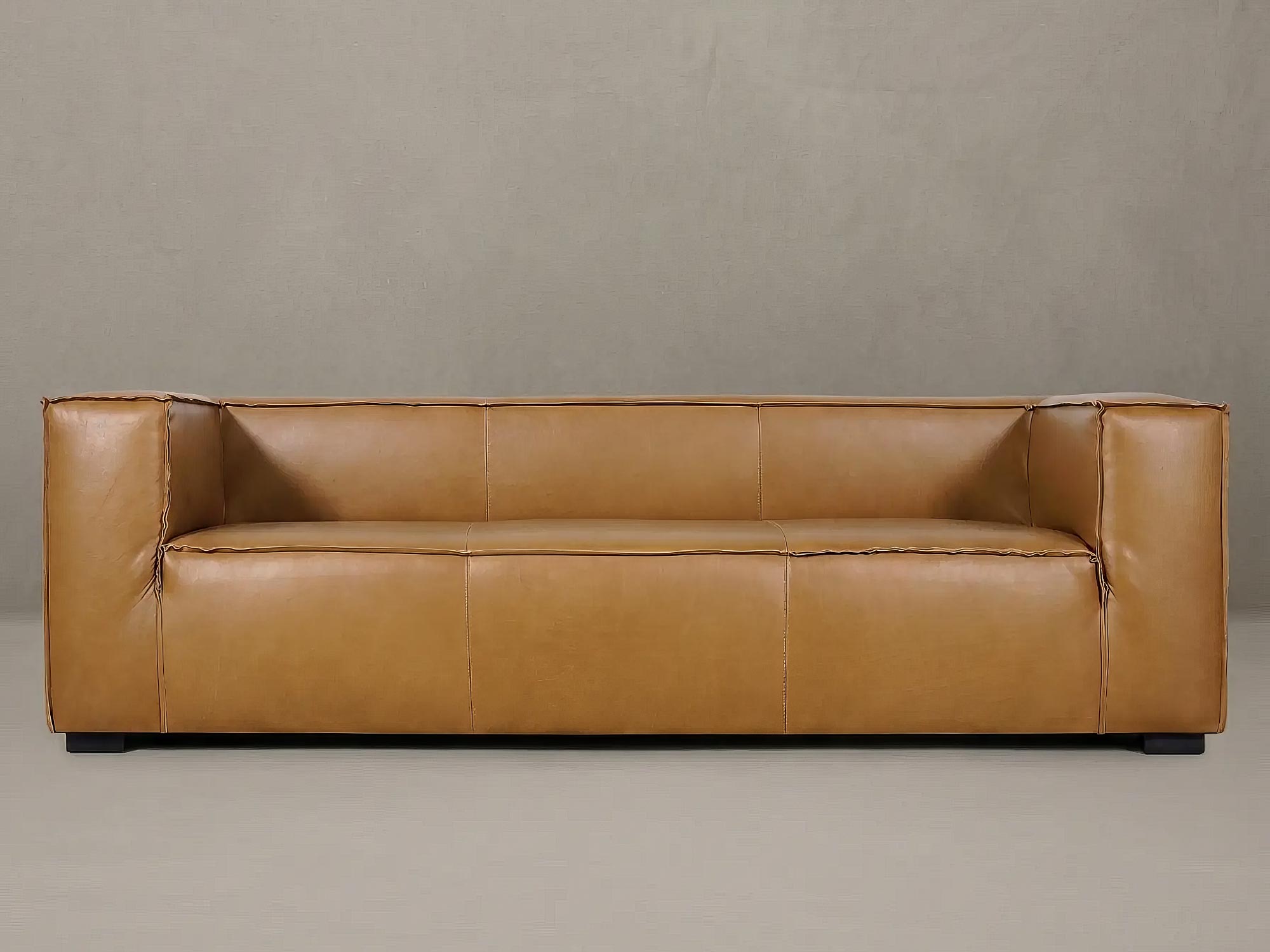 108 Johnny sofa in Dakota Putty leather